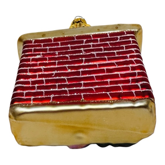 NWOT Macy's Holiday Lane Santa Coming Down The Chimney Ornament - Picture 8 of 12